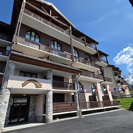 2 Pieces Pour 5 Personnes Avec Acces Direct Aux Pistes Et Balcon - Vallandry - Fr-1-757-99